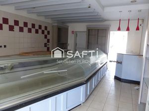 Location maison 5 pièces 159 m² à Oissel (76350)  1 775 €