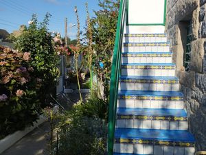 MAISON EN PIERRE AU CHARME SINGULIER -PABU