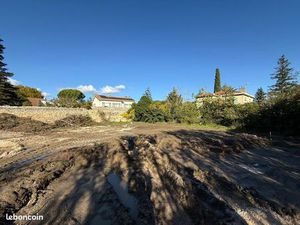◊ 2️⃣ Terrain 258 m² – Projet maison 76 à 100 m² – À partir de 300 000