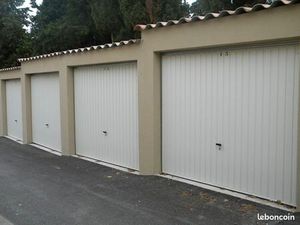Garage/box 12 m² Mormant