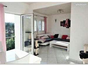 À louer- Superbe F3 lumineux à Beaucourt(90500)■À louer – Superbe F3 lumineux à Beaucourt 