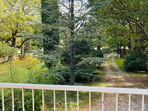 PUYRICARD - Grand duplex d'environ 180m² avec terrasses - exposition sud et garage double 