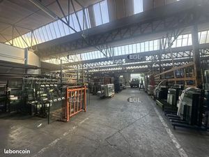 Local bureaux 1 660 m²