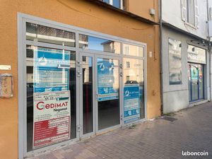 Local commercial 27 m² VILLEFRANCHE SUR SAONE