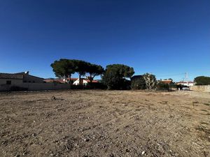 Vente terrain 615 m² à Espira-de-l'Agly (66600)  144 900 €