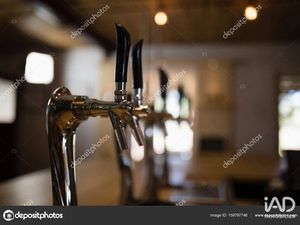 Vente locaux professionnels 57 m² à Le Pontet (84130)  110 000 €