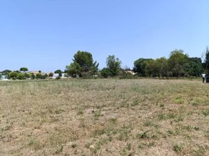 Vente terrain 564 m² à Galargues (34160)  183 900 €
