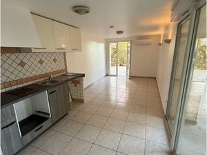 Location appartement 2 pièces 49 m² à Serignan (34410)  560 €