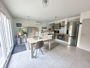 Saint-Pierre la Mer : Superbe rez-de-jardin T3 + garage et c