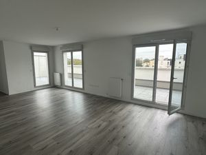 Appartement - 3 P - 65 75 m2 - 0