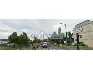 A VENDRE 2400 M² ENTREPOT ET BUREAUX EN ZI AU BLANC MESNIL