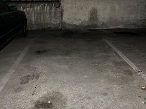 Parking à vendre - 12 m2 - Evry - 91 - ILE-DE-FRANCE