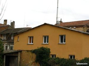 Duplex-70 m2- Centre ville Mussidan