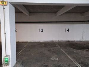 Loue Parking beaulieu 13m2