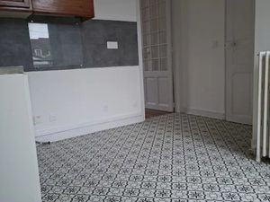 Location appartement 3 pièces 54.4 m² à Jouy-en-Josas (78350)  1 100 €