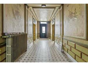 Bâtiment historique de caractère dans le centre d'Ardooie