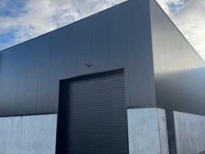 Entrepôt neuf à louer