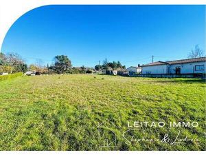 Terrain constructible viabilisé à vendre