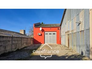 Location locaux professionnels 146 m² à Chalon-sur-saone (71100)  950 €
