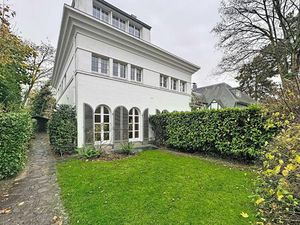 Maison à louer avec terrasse et jardin   Uccle (VBD54807)