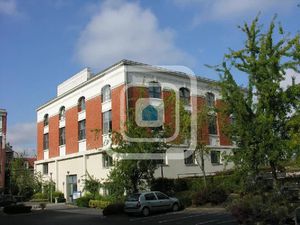 Location locaux professionnels 526 m² à Reims (51100)  7 472 €