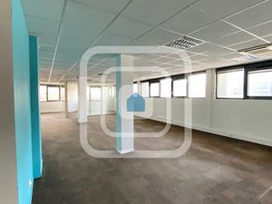 Location locaux professionnels 627 m² à Reims (51100)  7 838 €