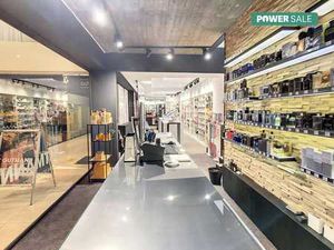 Local commercial à vendre dans le centre de Roeselare