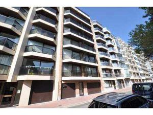 Emplacement de voiture très bien situé sur l'avenue des A...