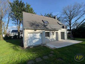 Location Maison Piscine à La Chapelle-sur-Erdre (44240) : à louer Piscine / 107m² La Chape