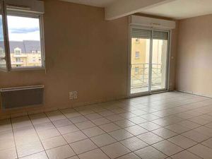 Location Appartement 2 pièces à Ploubalay (22650) : à louer 2 pièces / 50m² Ploubalay