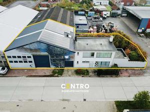 BEDRIJFSGEBOUW te koop in Zedelgem  bestaande uit MAGAZIJ...