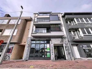 Duplex récent  situé sur la place Maes et Boereboom à Heist.