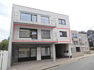 Gerenoveerd appartement te Meulebeke.