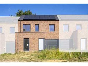 Maison récemment construite avec 3 chambres et garage à loue