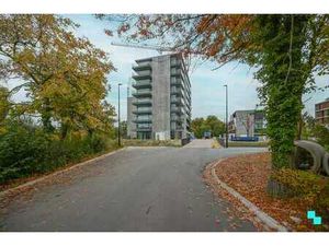 Hoogwaardig afgewerkt tweeslaapkamerappartement aan Kaste...