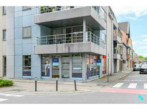 Uiterst centraal gelegen commerciële ruimte