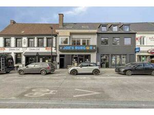 Entreprise avec appartement en duplex à vendre au cœur de Ku