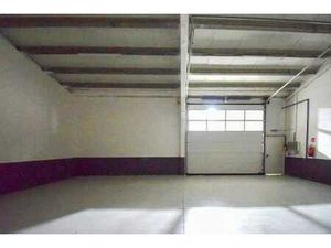 Unité PME de 112 m² avec parking privé