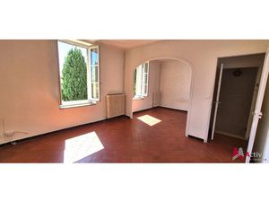Vente maison 3 pièces 140 m² à Arles (13200)  350 000 €