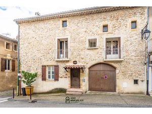 Maison avec cour privative