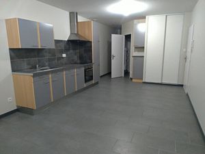 F2 en RDC avec cuisine équipée