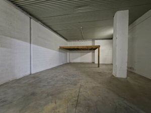 Surface industrielle à louer à Saint-Servais (RBU73361)