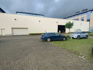 Surface industrielle à louer à Gentsesteenweg 1440 Berchem-Sainte-Agathe (RBU73376)