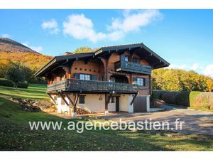 Vente maison 6 pièces 210 m² Divonne-les-Bains (01220)