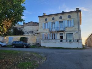 Rare - Maison bourgeoise de 250m2 à Portets