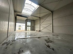 Surface industrielle à louer à Grote Baan 302 Drogenbos (RBU73405)