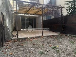 Maison de village MAILLANE