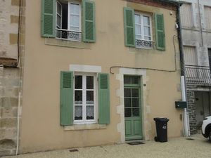 Vente maison 5 pièces 130 m² à Prissac (36370)  128 400 €