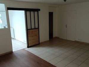 Location appartement 3 pièces 54 m² à Champigny-sur-Marne (94500)  905 €
