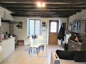 Maison Russy Bémont 3 pièce(s)